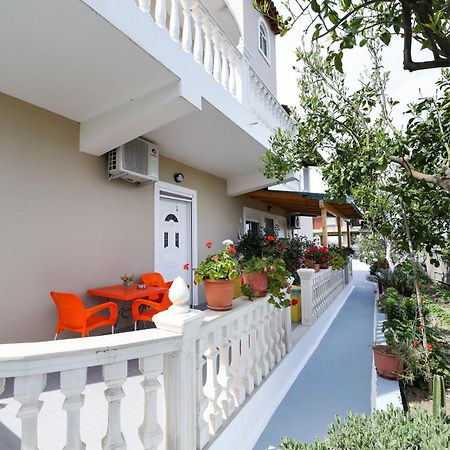 Guest House Narta Vlore Bagian luar foto