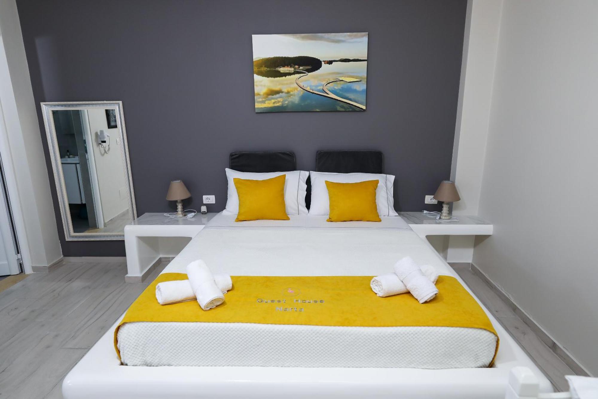 Guest House Narta Vlore Bagian luar foto