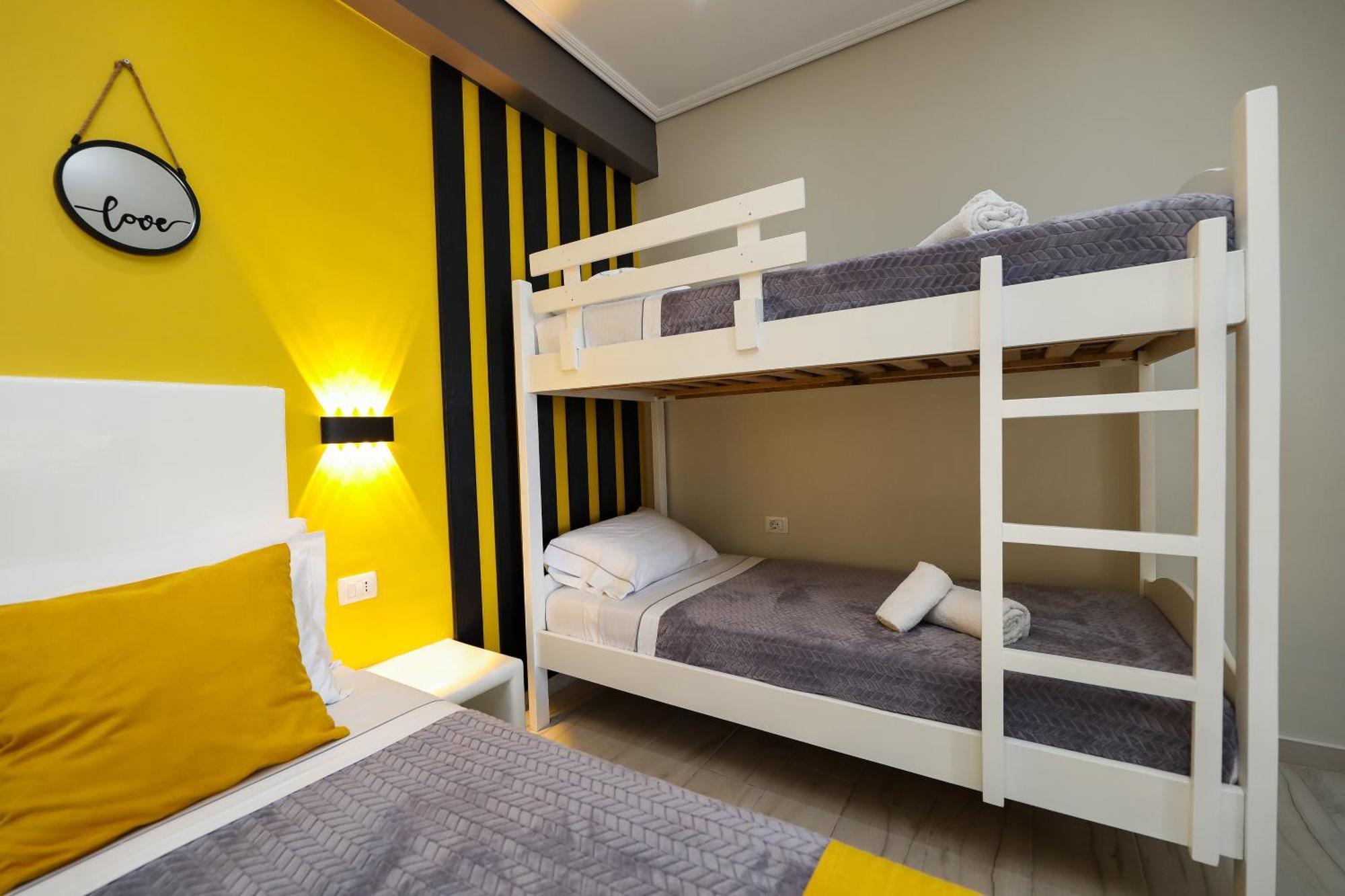 Guest House Narta Vlore Bagian luar foto