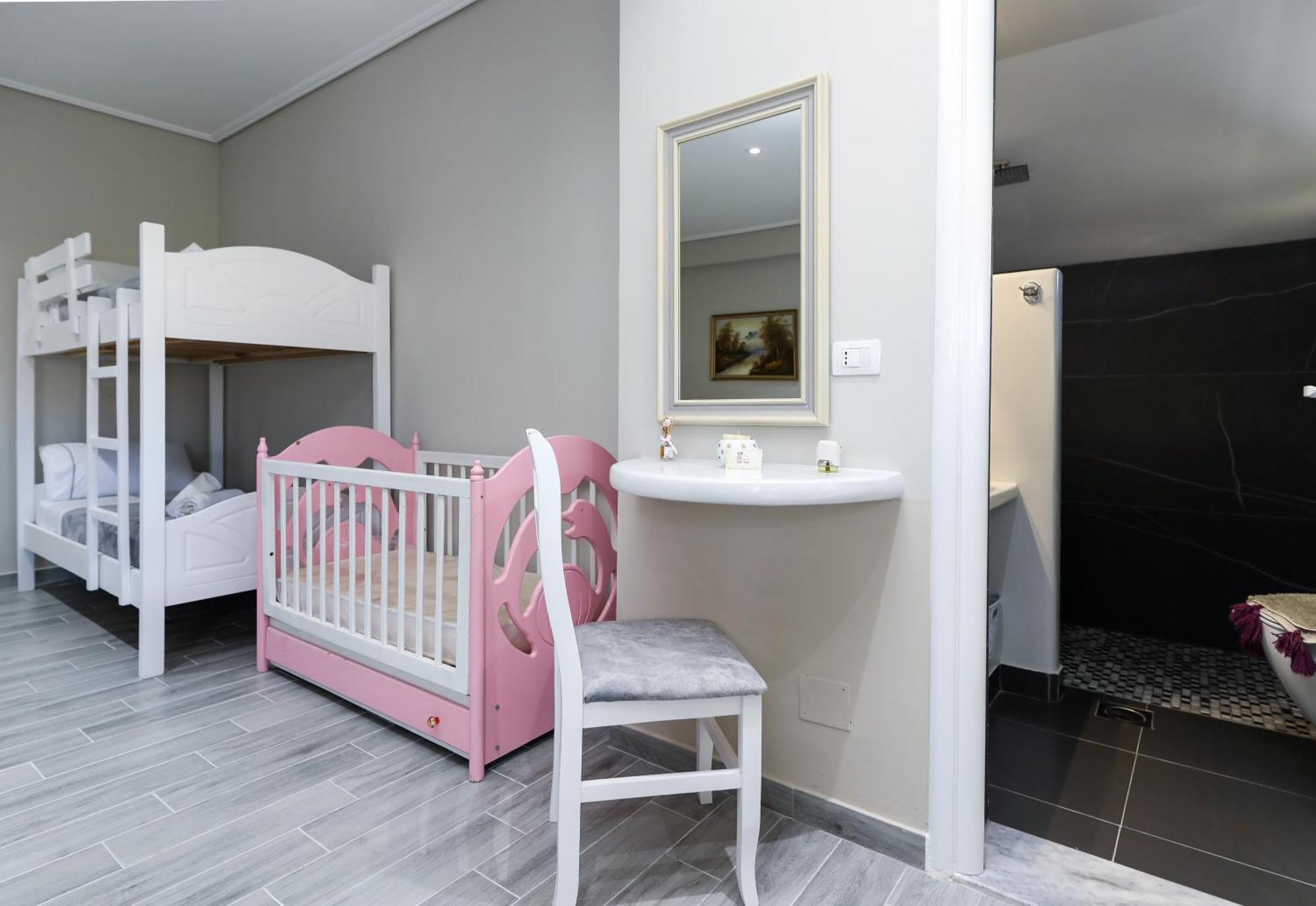 Guest House Narta Vlore Bagian luar foto