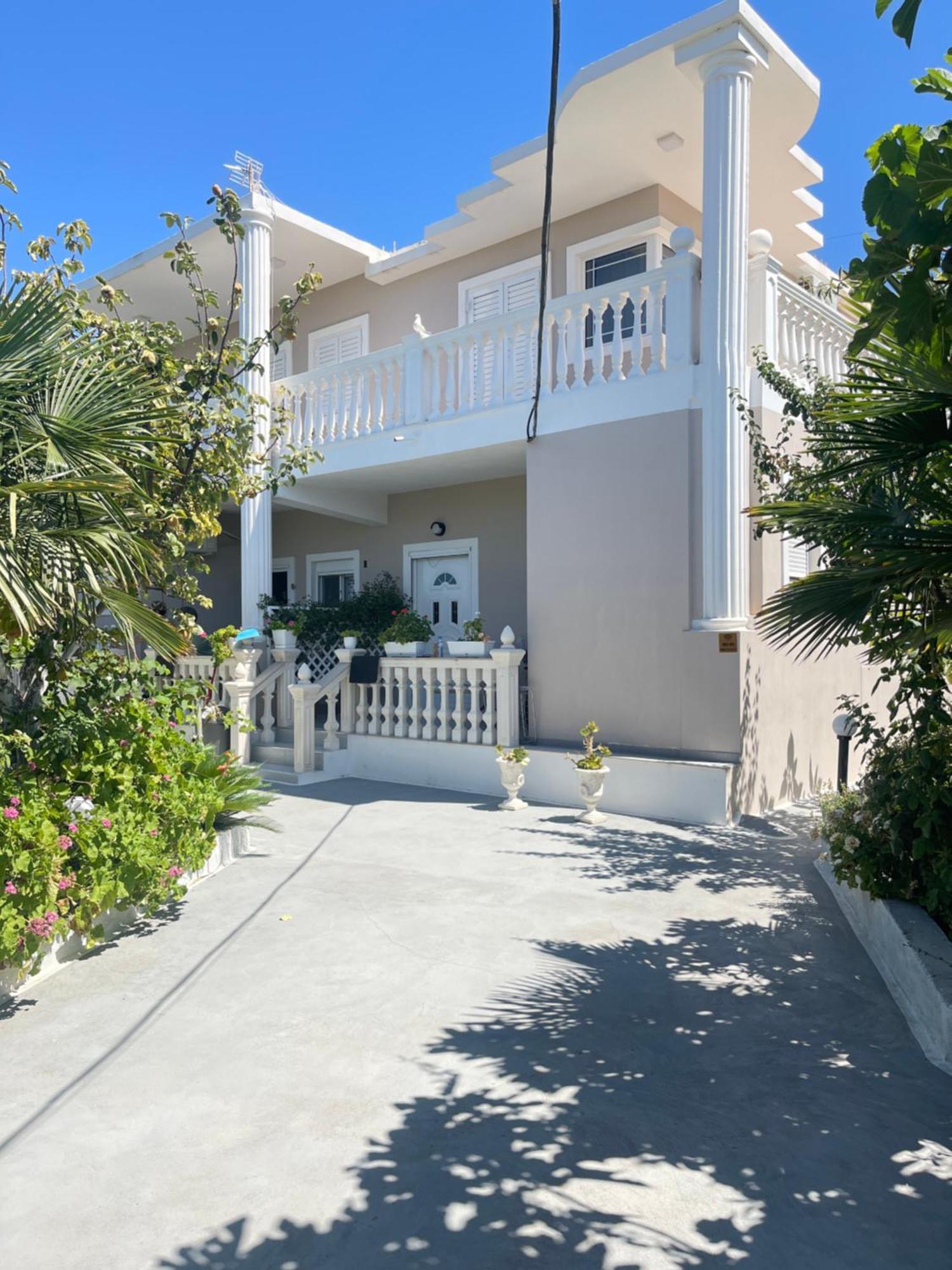 Guest House Narta Vlore Bagian luar foto